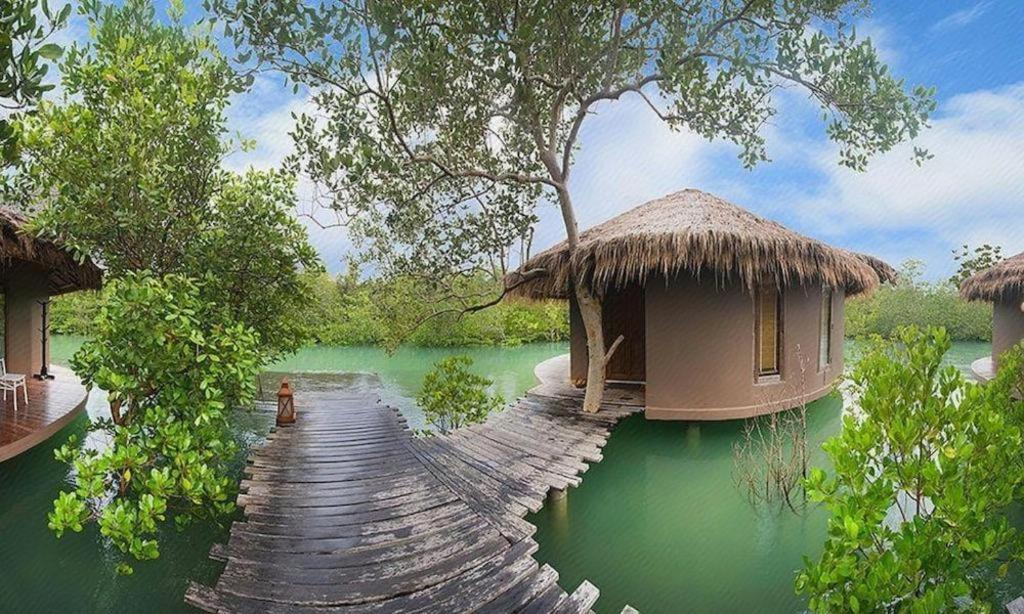 The Blue Sky Resort@ Koh Payam Koh Phayam Bagian luar foto